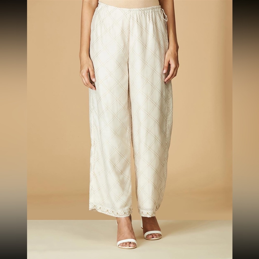 Brand new Fabindia silk cotton hand block print with embroidered adjustable pant